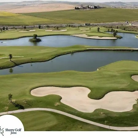 Apartment Golf, 300m Construidos Jerez de la Frontera